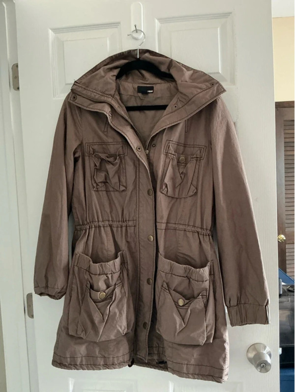 H&M brown jacket, removable hood size small